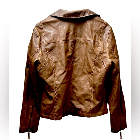 MAX STUDIO Women’s Cognac Brown Classic Vegan Leather Moto Jacket Size XL - Picture 2 of 6
